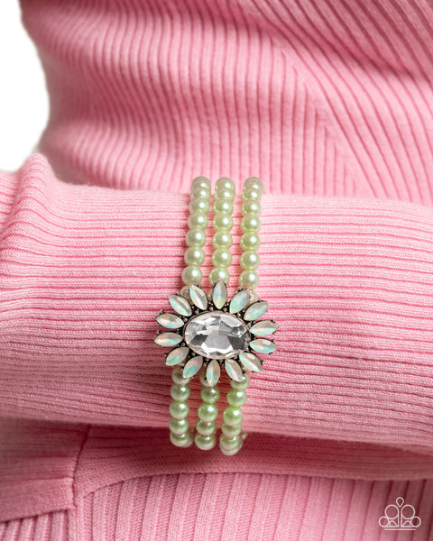 Conscious Chic - Complete Look-Green