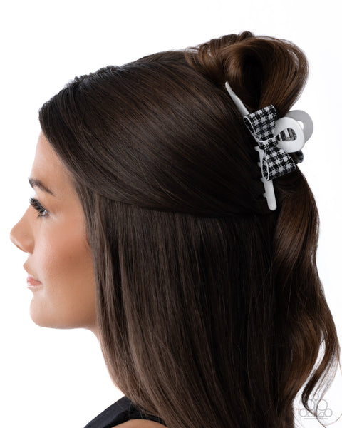 Houndstooth Hallmark - White