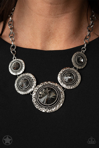 Global Glamour-Silver