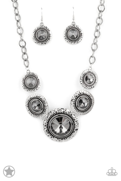 Global Glamour-Silver